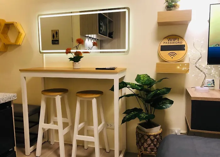 Dos Staycation Urban Deca Cubao 3*